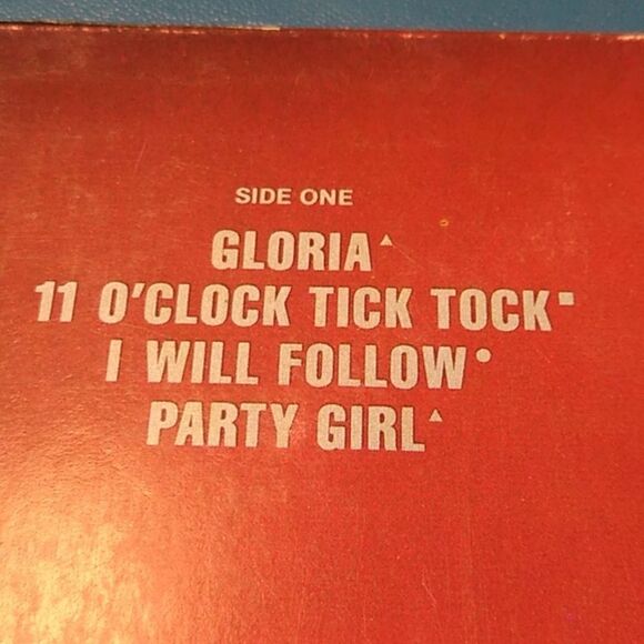 U2 'Under a Blood Red Sky' Vinyl Record - Picture 4 of 10